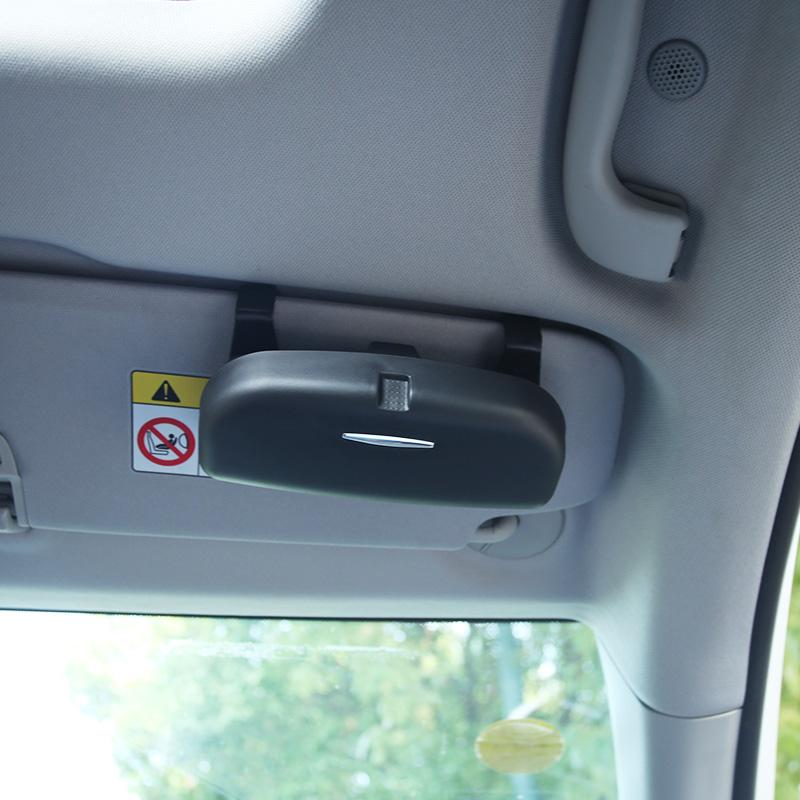 Car Glasses Case General Car Glasses Clip Sunglasses Sunglasses Storage Box for Renault Koleos Kadjar Duster for Samsung QM6