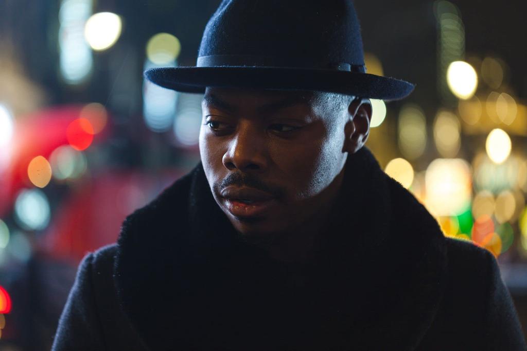 Canon EF Lens EF100mm Macro IS USM Macro Lens F2.8L