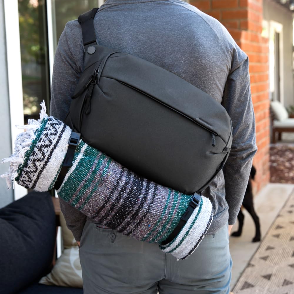 Design Everyday Sling 10L Black PFAS Free []Peak BEDS-10-BK-3