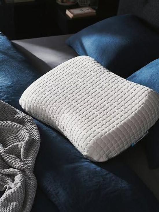 IKEA KLUBBSPORRE Ergonomic Pillow, 41x51 cm (704.502.59)