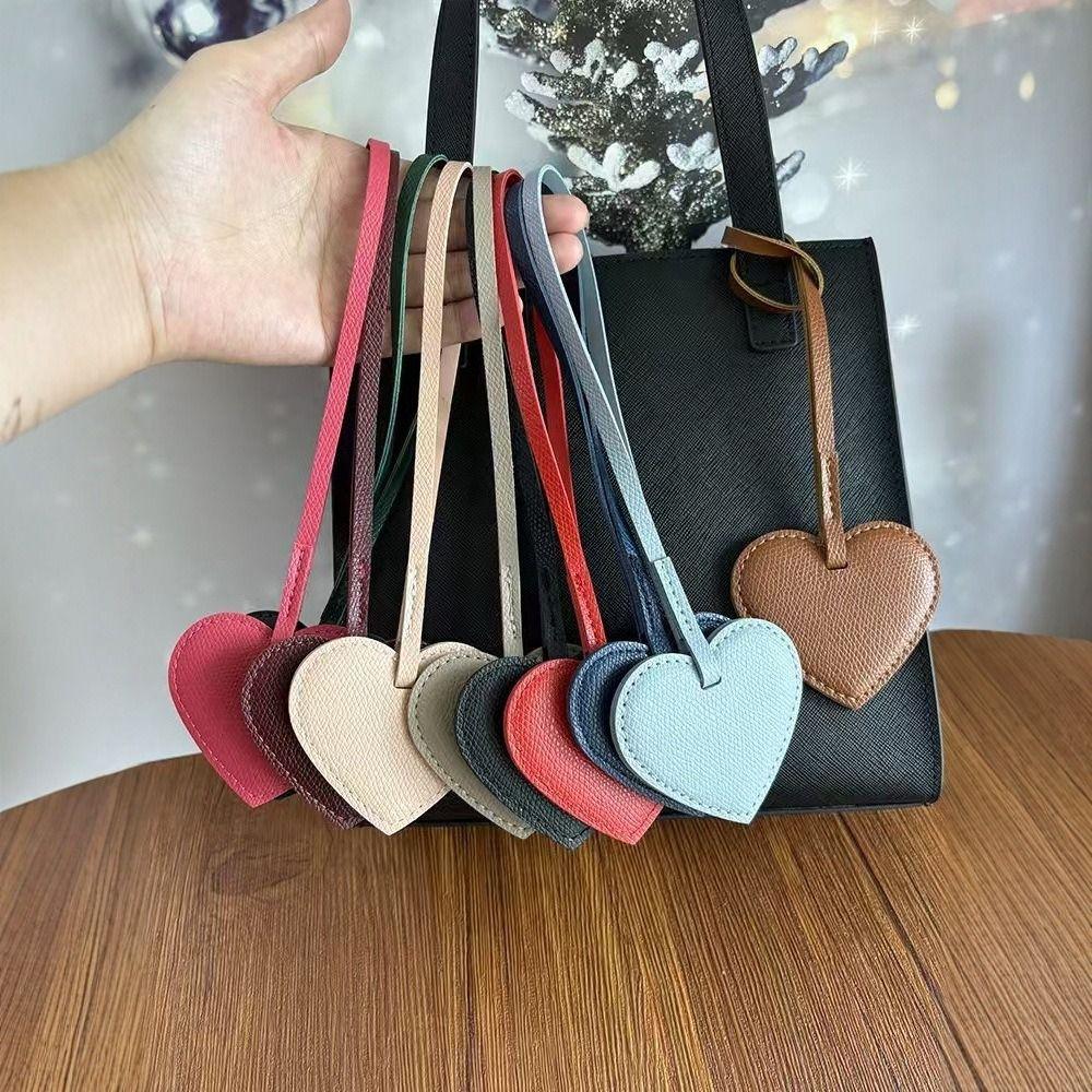 Hanger Pu Love Keychain Heart Shaped Bag Decoration Pu Leather Heart Pendant Bag Accessory