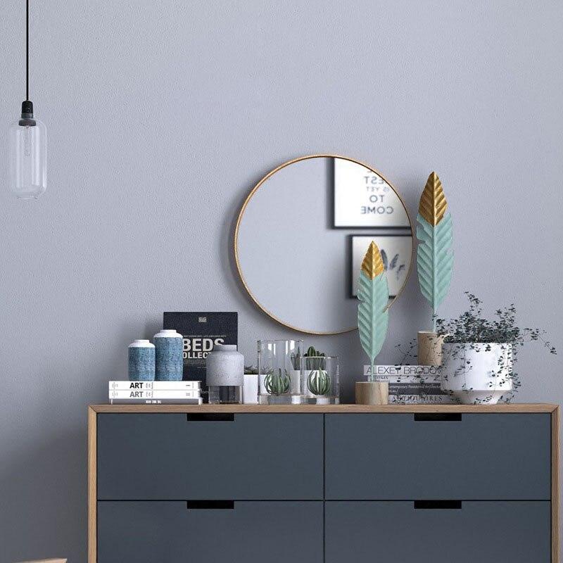 Статуэтка "Перо" из дерева и железа, для декора