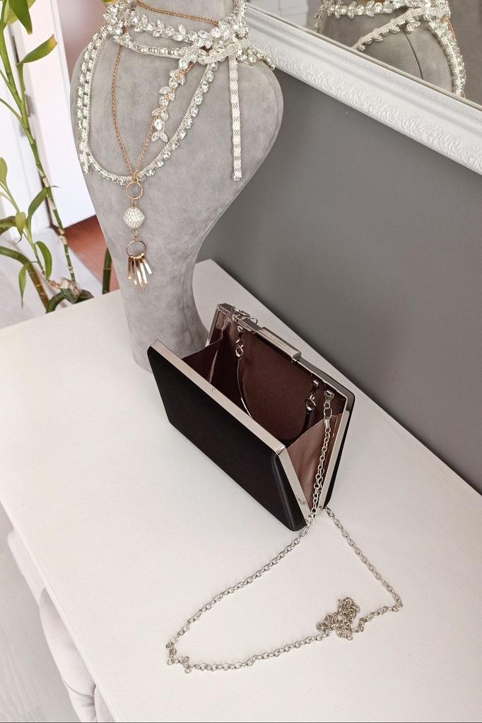 Women's Stylish and Useful Evening Dress Bag Black Satin Hand-Handed Chain Evening Dress Women's Bag
