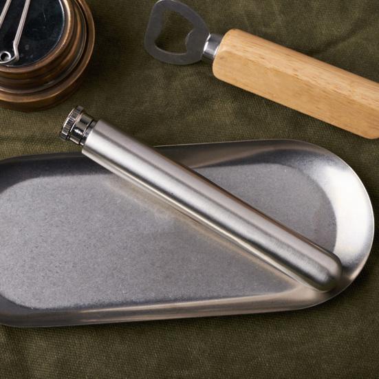 Airtight Metal Wine Containers 1.5oz Stainless Steel Hip Flask Wine Tube Portable Liquor Bottle for Whiskey Vodka Spirits