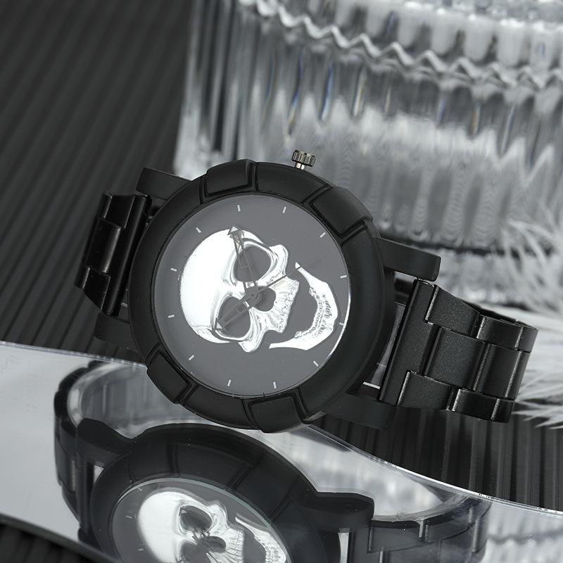 Fashion Mens Skull Watch Quartz Analog Watch Personality Bracelet Watch Party Accessories