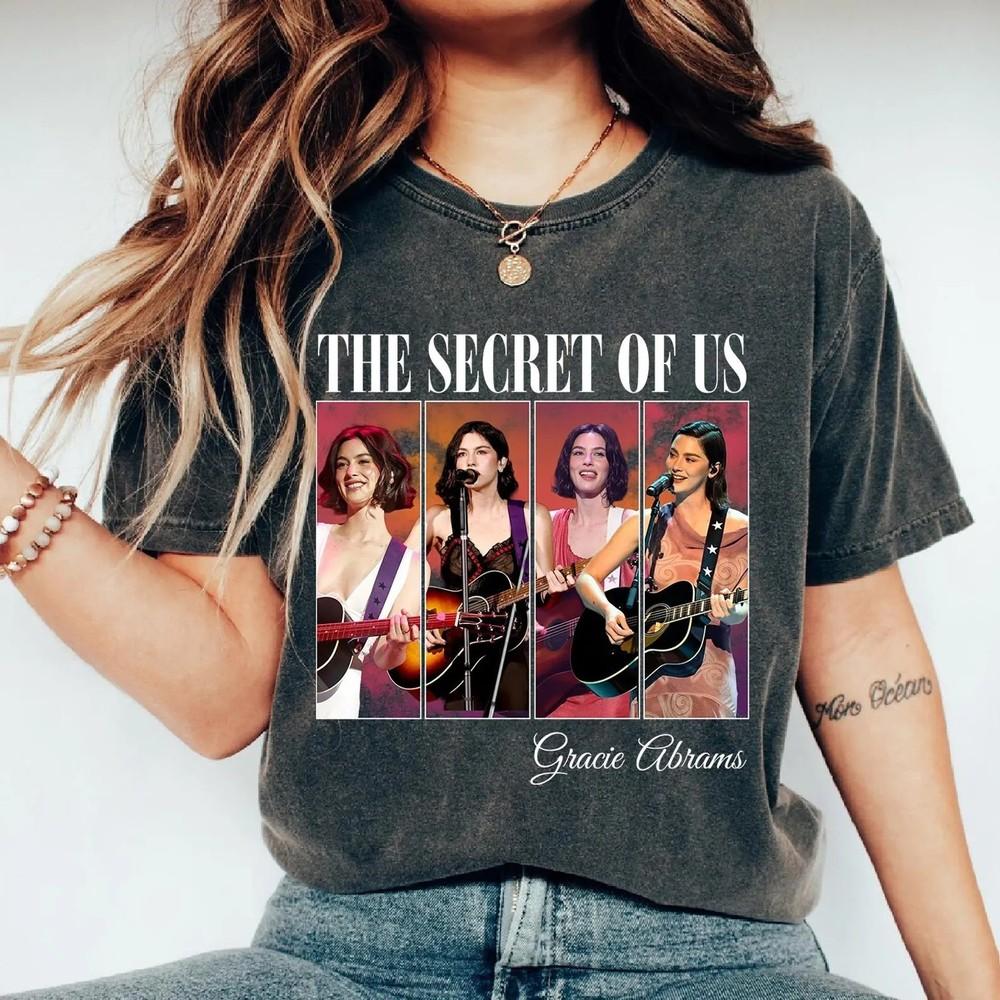 The Secret of Us Tour 2025 Gracie Abrams Vintage Style Unisex T-Shirt Unisex T-Shirt