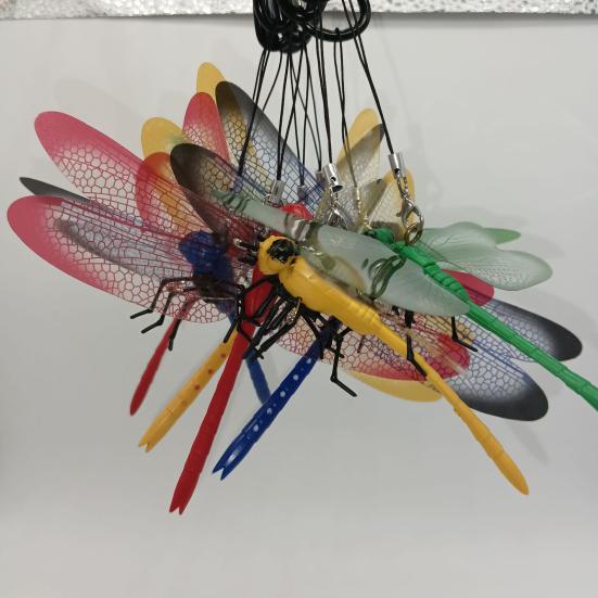 Поддельное украшение в виде стрекозы с карабином, портативное средство от комаров для кемпинга, имитация 3D