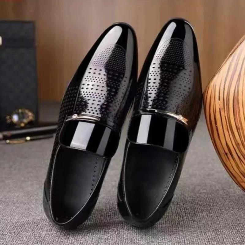 Мужские деловые туфли из лакированной кожи, официальные туфли с ярким верхом, мужская офисная обувь, низкая цена, элегантные и классические, размер 39, черные