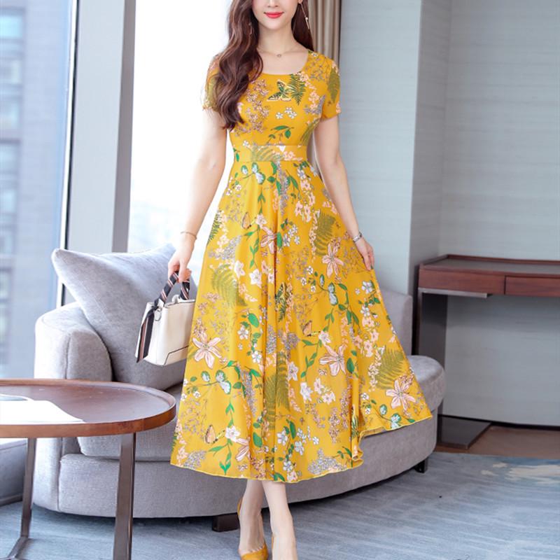 Женское платье длиной до колена с короткими рукавами, цветочным принтом, круглым вырезом и приталенным кроем, лето 2021 г.