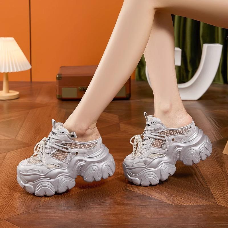 Сетчатая сумка, полутапочки, папины кроссовки, лето 2025, новые, полые, дышащие сандалии, универсальная толстая подошва, увеличивающая рост, женская обувь
