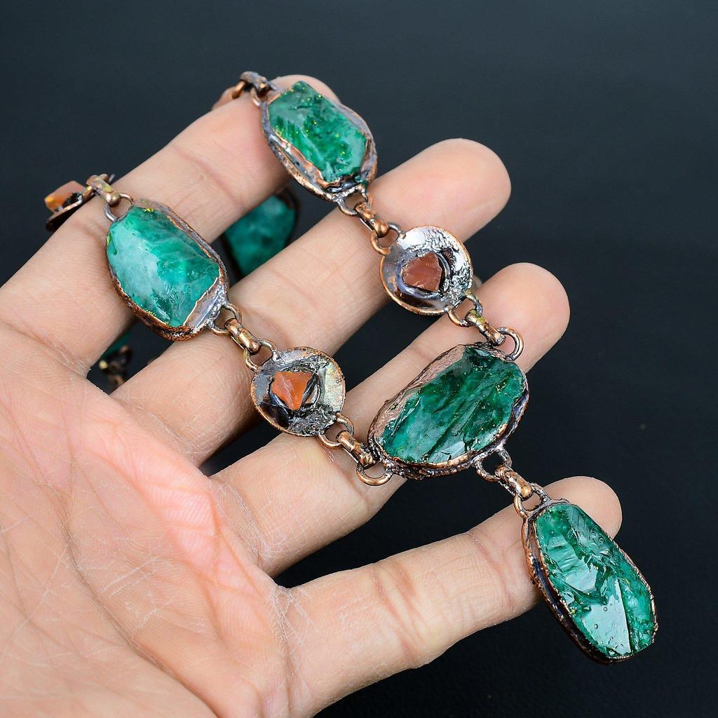 Изумруд и сердолик Ожерелье из натуральных камней ручной работы, Медное гальванопластическое ожерелье Антикварные украшения, Регулируемое ожерелье Подарок на помолвку