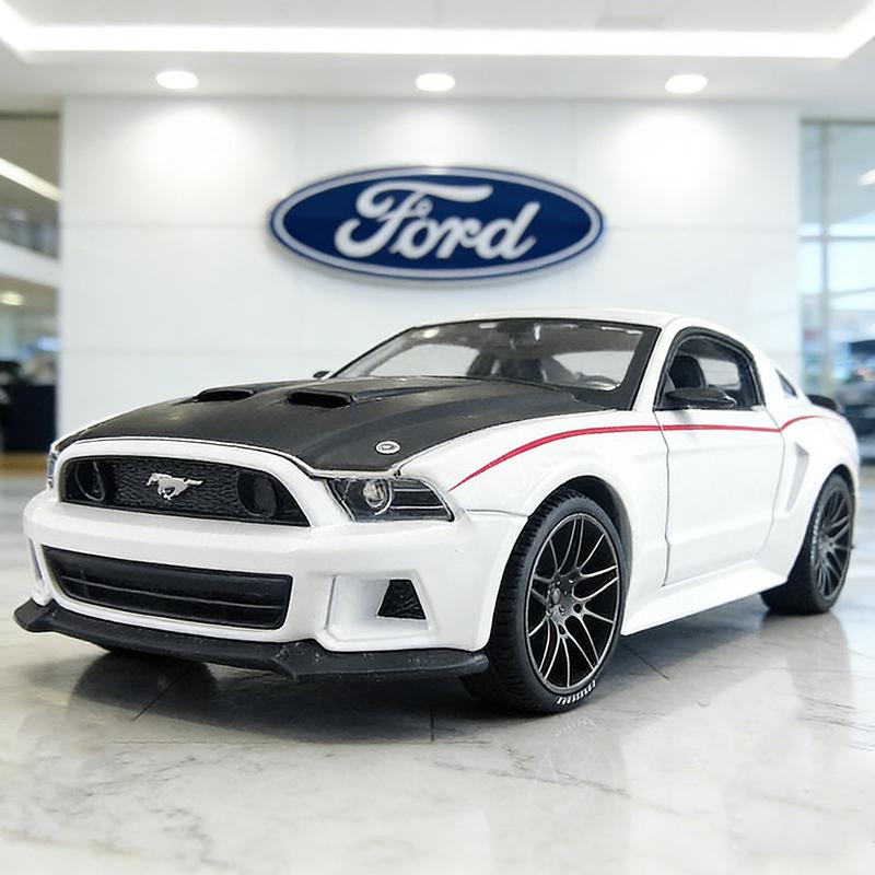 DRZG2 Maisto 1:24 Ford Mustang Street Racer Alloy Car Diecasts & Toy Vehicles Car Model Miniature Scale Model Car Toys For Children