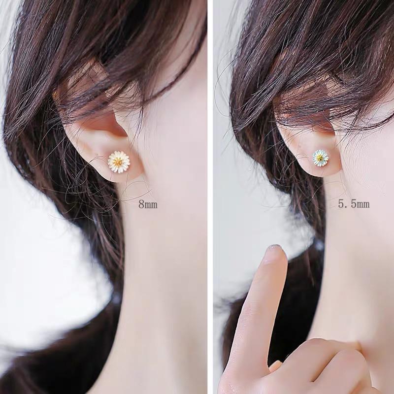 Серьги-гвоздики серебряного цвета с маленьким цветком и ромашками для женщин, девочек, детей, подарок на день рождения, ювелирные изделия