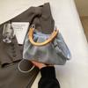 Wooden Bag for Women Pleated Cloud Crossbody Bag Shopping Traveler Shoulder Bag Texture