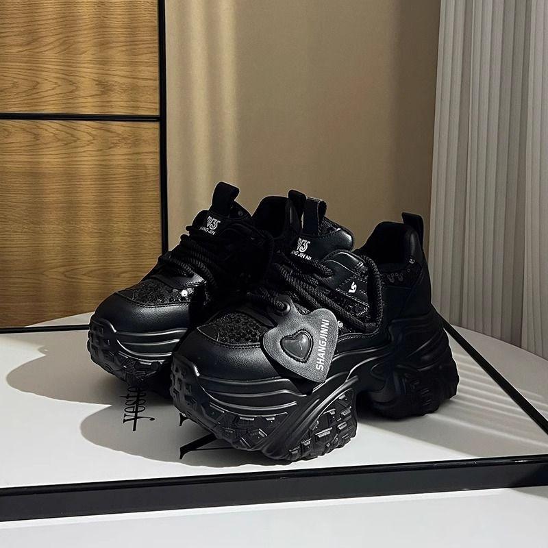 Платформенные кроссовки для женщин, новые универсальные, с внутренней высотой, маленькие маффины, повседневная модная женская обувь