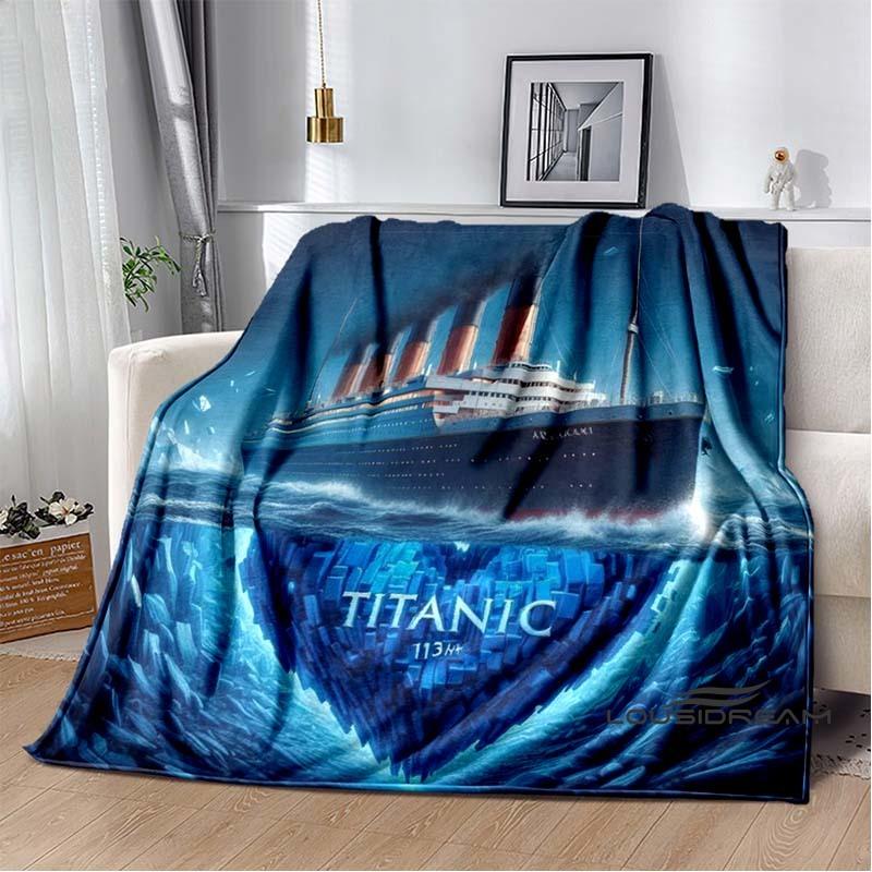 (Titanic) Flannel Blankets Are Suitable for Bedrooms, Living Rooms, Beds, Camping, Picnics, Offices, and Other Places.
