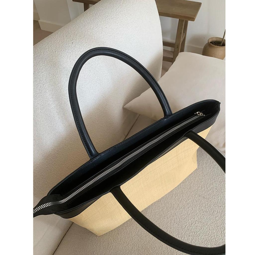 Роскошный дизайн, соломенные плетеные сумки-тоут для женщин, большая вместительная сумка на плечо, пляжная сумка чистого цвета, летняя новая большая сумка для покупок 2024 г.