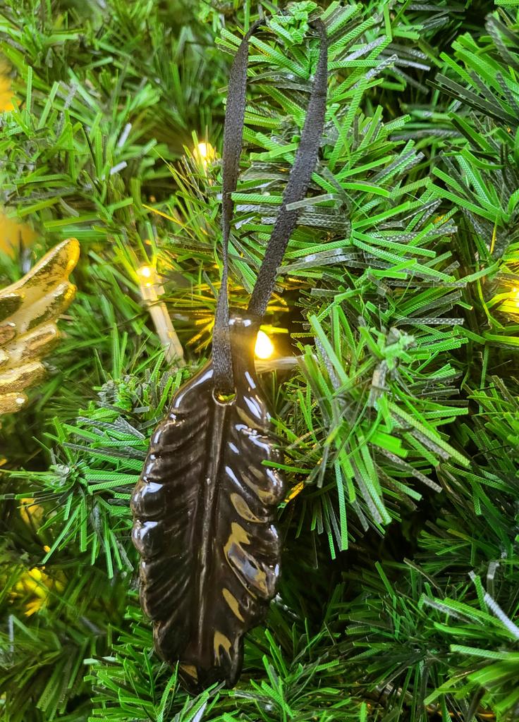 Black Leaf Pendant