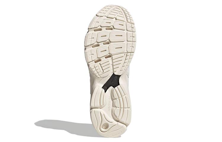 Женские кроссовки Adidas Wmns Astir 'Triple White'