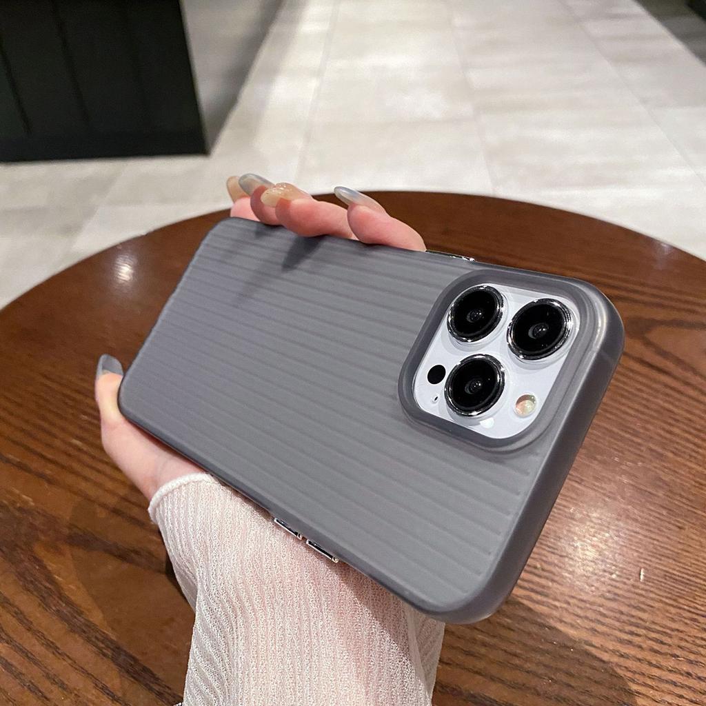 Приятный на ощупь чехол для телефона для iPhone 11 12 13 14 15 16 iPhone 11 12 13 14 15 16 Pro 12 13 14 15 16 Pro Max Роскошный гофрированный узор Противоударный чехол