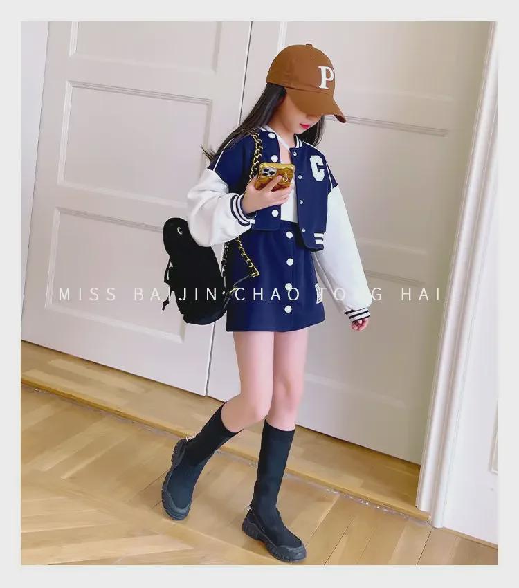 Корейская мода для девочек весна-осень 2024: Комплект из двух предметов: бейсбольная куртка и юбка на пуговицах