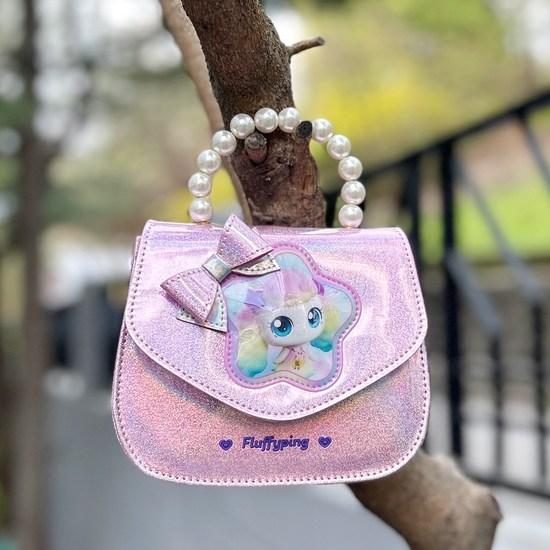 Haute Anjou Sweet and Sour Catch Tiniping Posil Ping Flo Pearl Hand Cross, a Popular Character In Korea