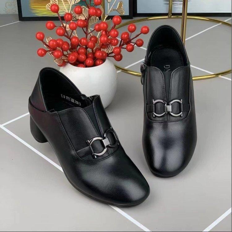 Женская обувь с глубоким вырезом, на толстом каблуке, женская весенне-летняя, материнская, из мягкой кожи, на среднем каблуке, осенние британские маленькие кожаные туфли, на плоском каблуке