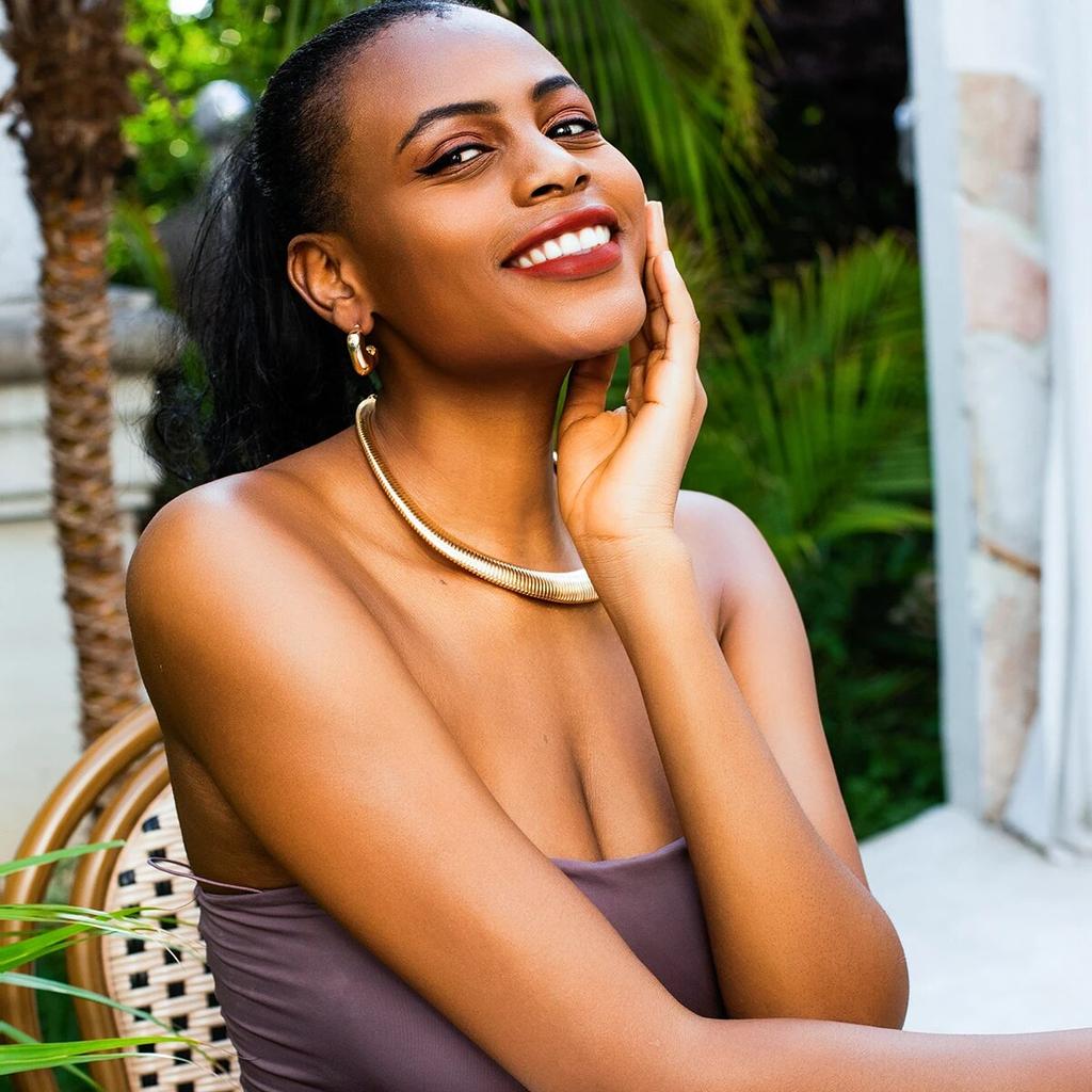 IngeSight.Z преувеличенное массивное полосатое плоское ожерелье со змеиным воротником, женское винтажное ожерелье золотого цвета с широким металлическим колье в африканском племени