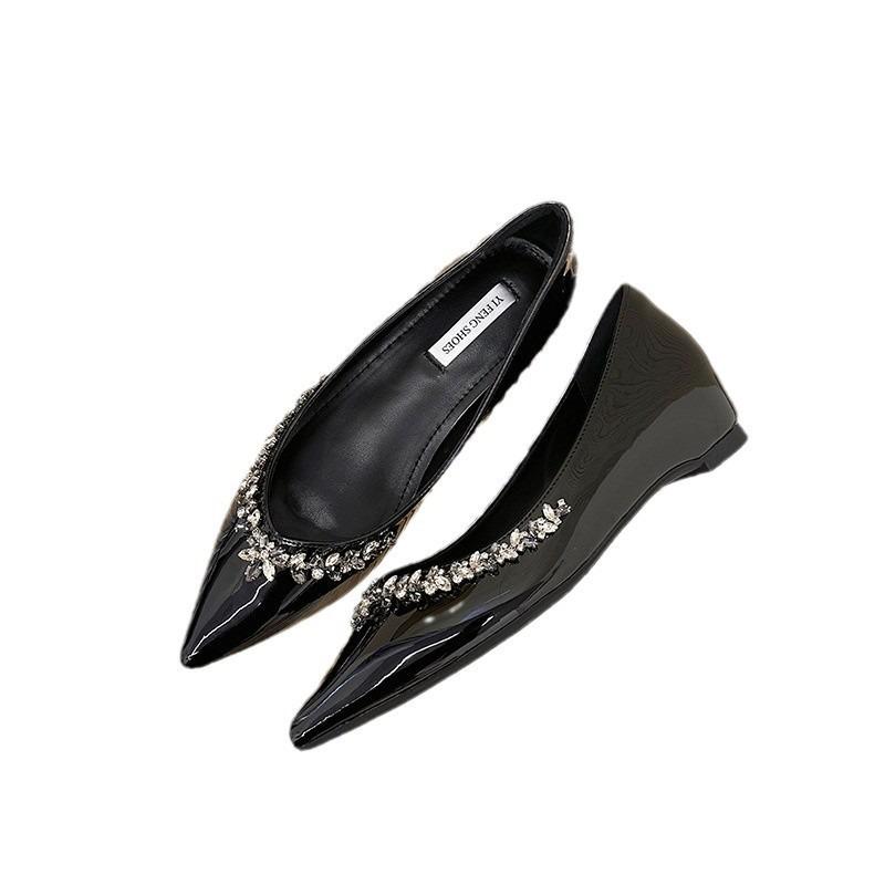 Shallow Velvet Soft Bottom Flat Bottom Pedal Evening Spring Rhinestone Fashion Temperament Pointed Single Shoes New