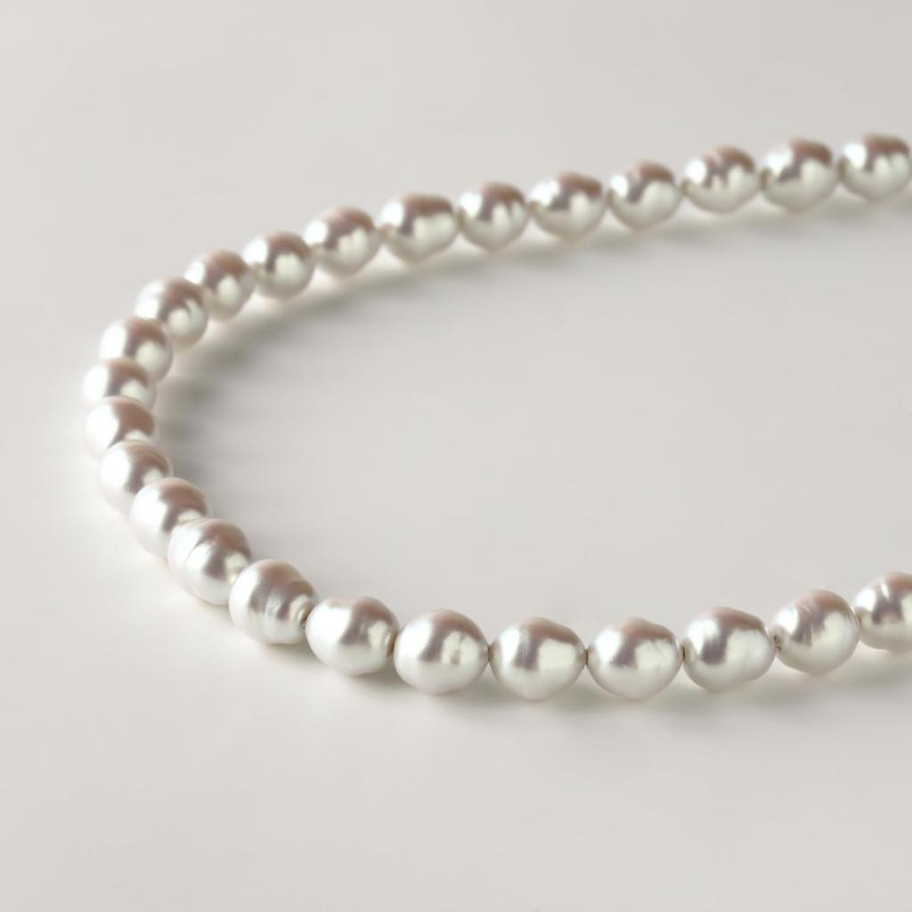 By Yumi Yumi Sienne Pearl Necklace Coco 42cm for Ceremonial Occasions Simple Popular White Made In Japan [MIONO] [Produced Katsura] (gold)