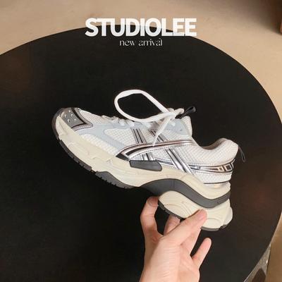 Женская обувь – Кроссовки