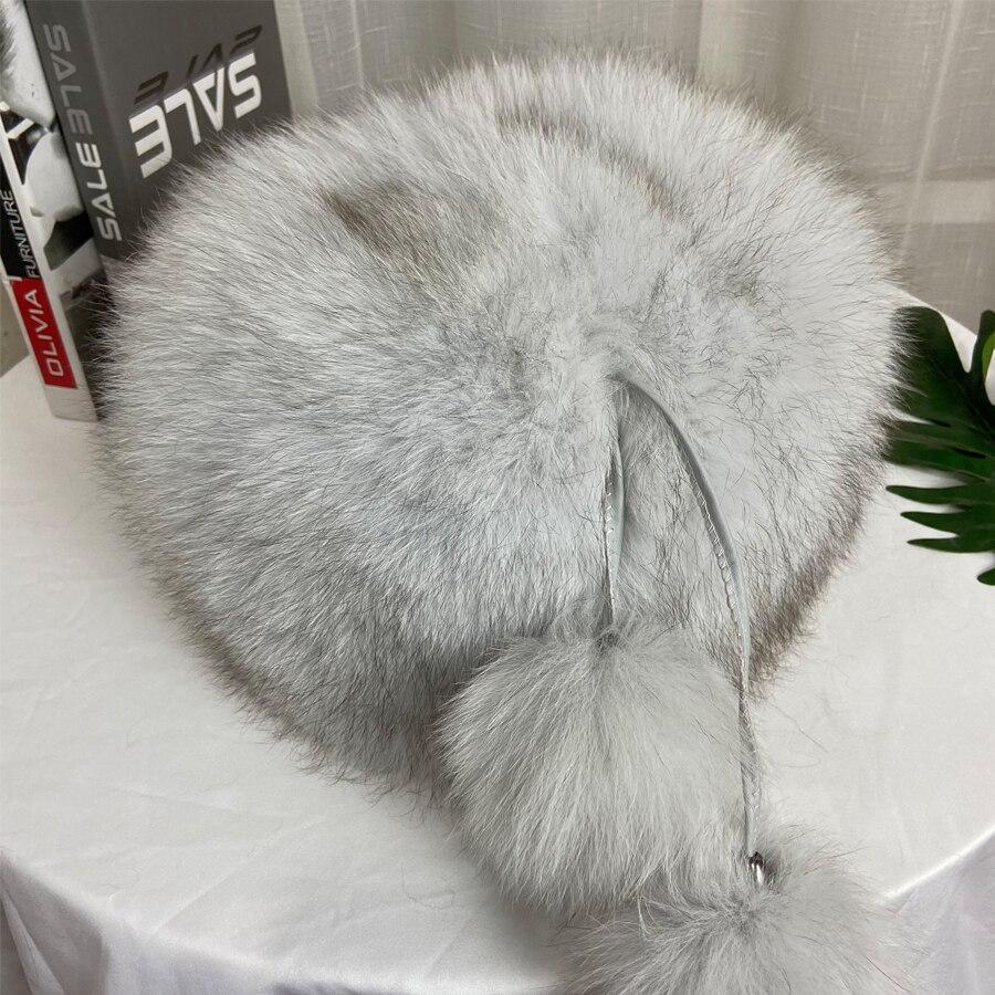 Outdoor Warm Luxury Woman Hat Fluffy Natural Fox Fur Fur Fluffy Cap Fluffly Snow Hat Balls Female Hot 100% Genuine Fur Hat