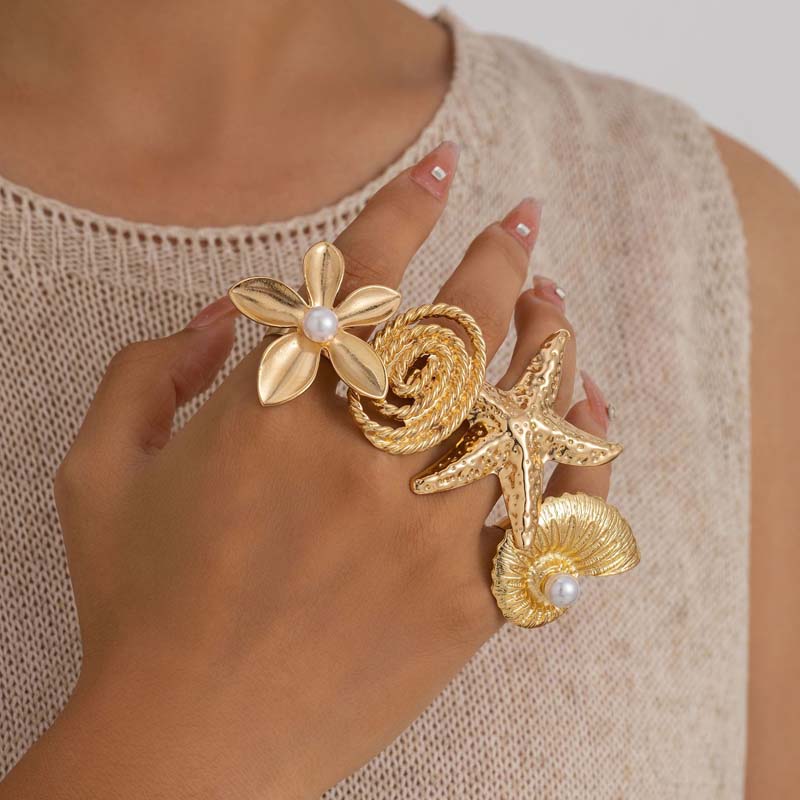 Exaggerated Metal Large Starfish Flower Rings for Women Vintage Gothic Gold Color Geometric Adjustable Finger Ring Zircon