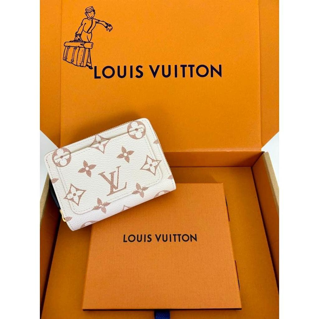 Б/у двускладной кошелек LOUIS VUITTON Monogram