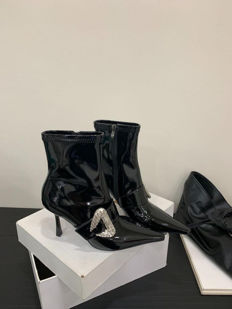 2025 Autumn New Pointed Thin Heel High Heel Temperament Thin French Fashion Sexy Rhinestone Buckle Short Boots