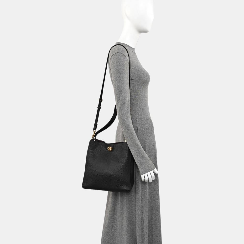 [Pre-Owned] Charlie 26 Solid Color Magnetic Closure Leather Bucket Bag - Very Good #1IV00HU