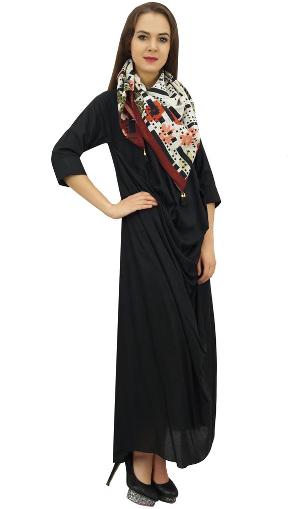 Bimba Дизайнерское женское платье-хомутик макси черного цвета с напечатанным шарфом-кисточкой - 10