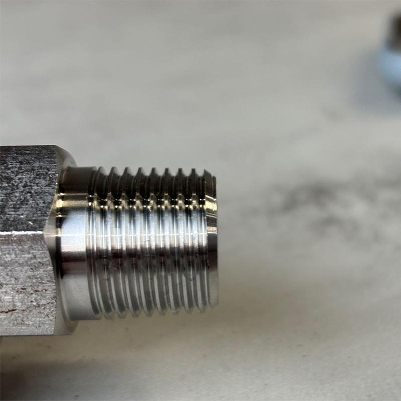 1/2 inch NPT Stainless Steel 90 Degree Hose Reel Rotary Union Swivel Joint for Pressure Washer