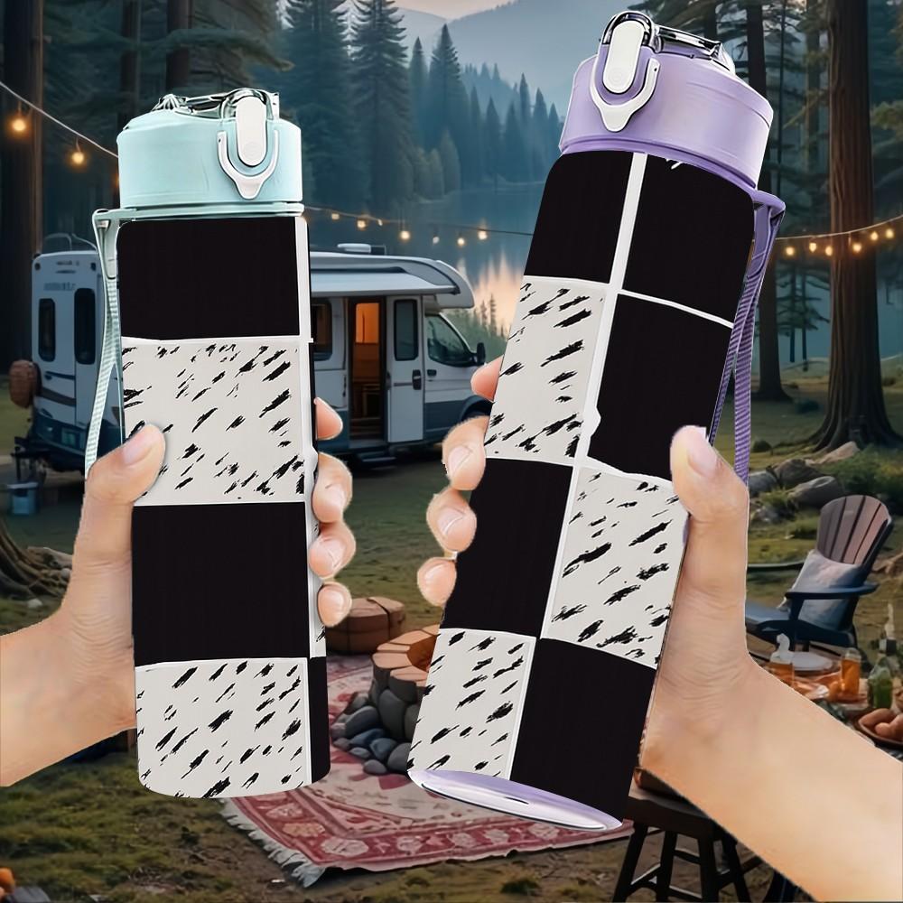 1PC Black White Square Checkered Pattern Print 750ml Color Plastic Sports Water Bottle Leakproof Flip Straw Lid Suitable for Sports Office Home Use