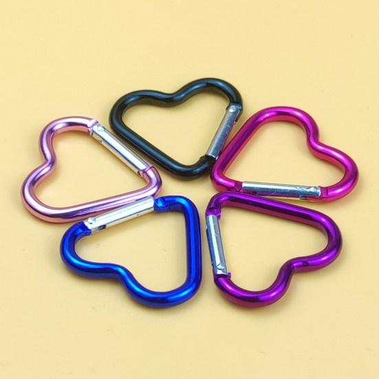 10Pcs Heart Shaped Carabiner Hooks Compact Quick Link Snap Hook Clips Strong Load Bearing Key Holders Camping Supplies