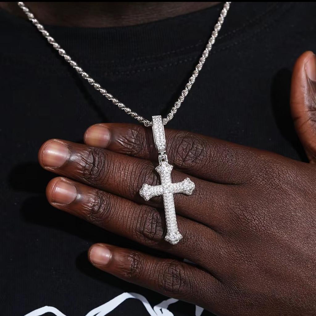 Copper Inlaid Zirconium High-end Heavy Industry Cross Pendant Light Luxury Religious Jewelry Cuban Chain Accessories Men