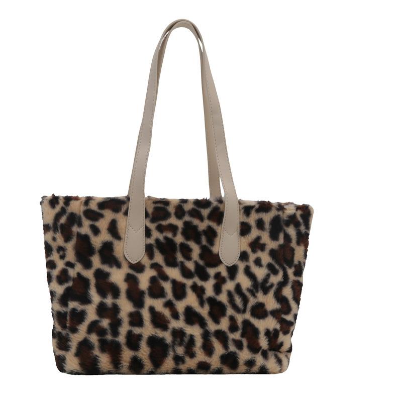 Качественная плюшевая сумка женская с леопардовым принтом большая вместительная сумка-тоут новая легкая корейская версия модная сумка через плечо для поездок на работу