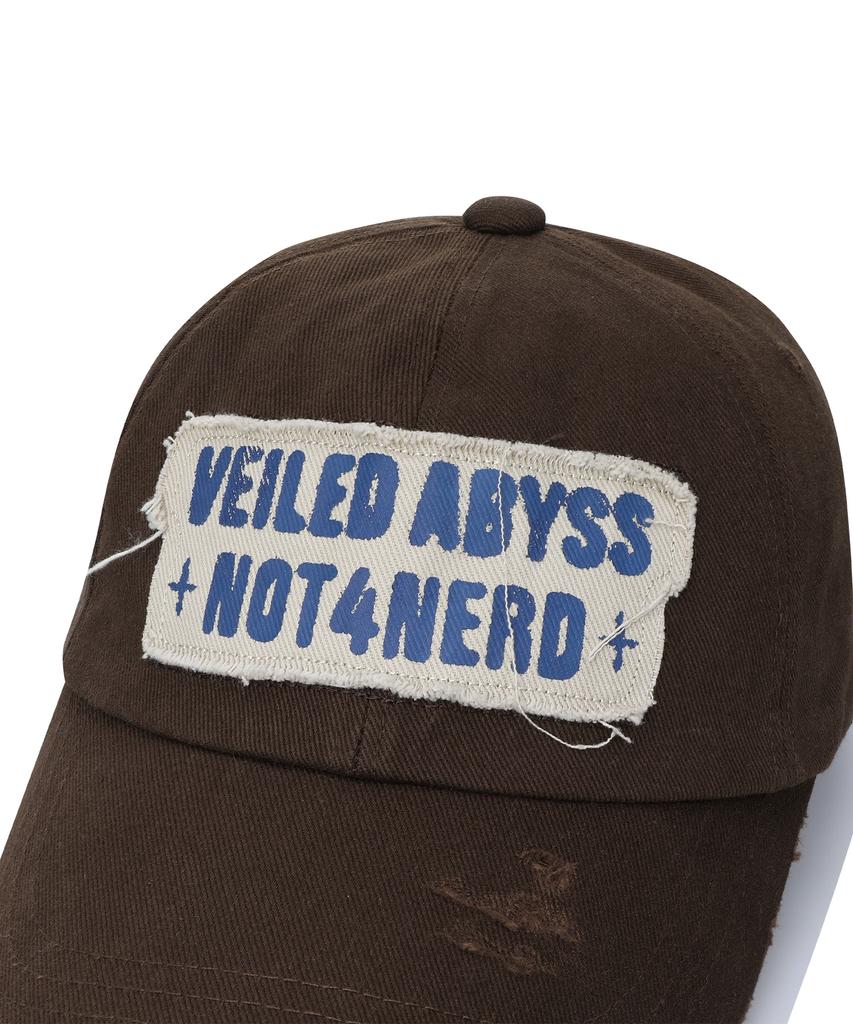 NOT4NERD Бейсболка с нашивкой 'Veiled Abyss' - Коричневая