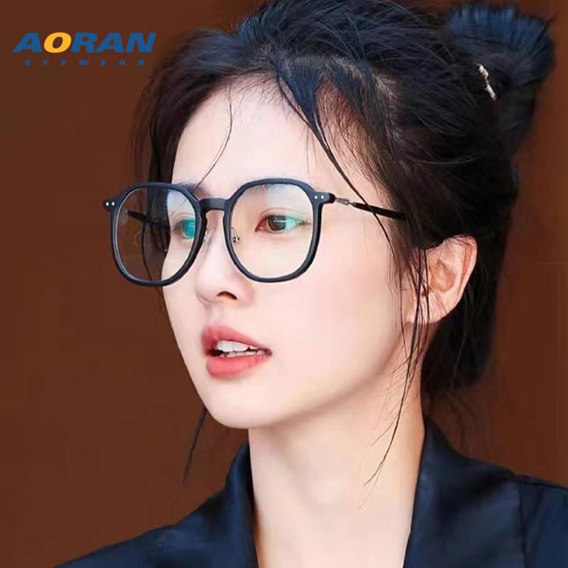 Black large-frame anti-blue light and anti-radiation glasses for women, similar to the White Deer model, can be fitted with prescription lenses for