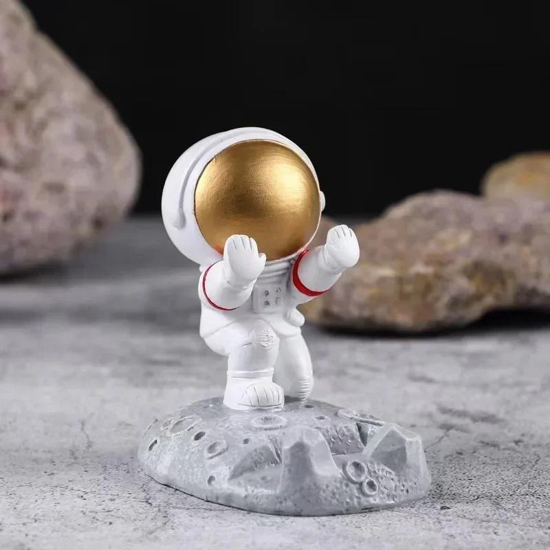 Free Shipping Astronaut Mobile Phone Stand Universal Support Frame Flat Stand Bed Decoration Lazy Stand Creative Decoration