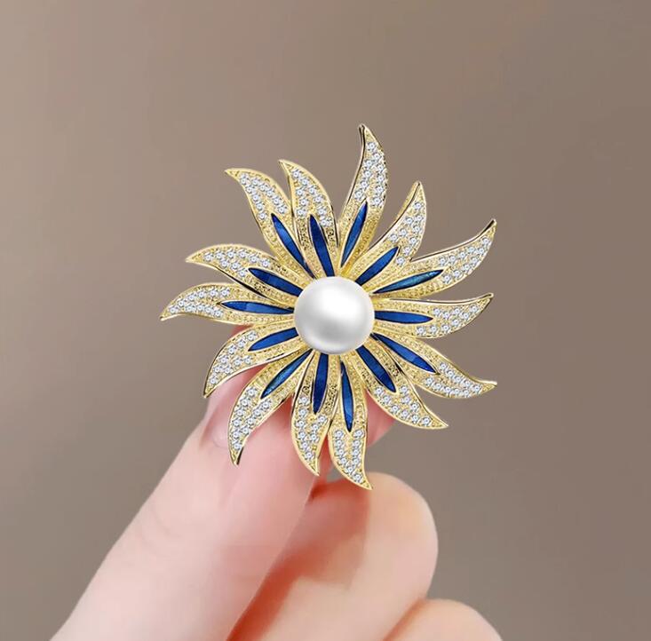 Exquisite Pearl Sunflower Brooches Lapel Pin Lady Rhinestone Flower Brooches Corsage Coat Wedding Jewelry for Women