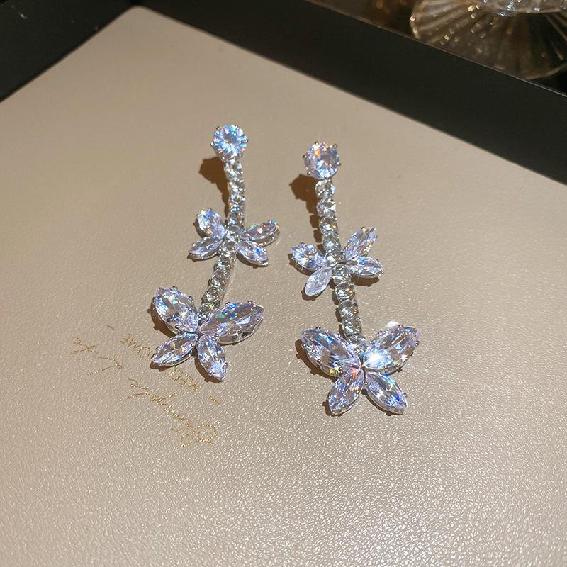 Роскошный комплект из европейских и американских бриллиантовых подвесок и серег - элегантные универсальные ювелирные изделия