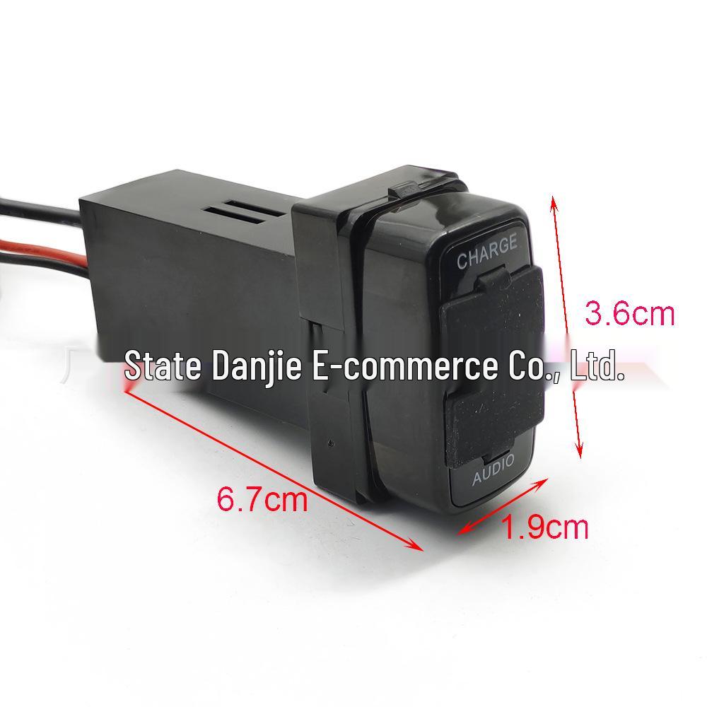 Двойное USB-автомобильное зарядное устройство, Зарядное устройство для мобильного телефона с питанием от блока предохранителей, для Mitsubishi Pajero Sport 2011-2015