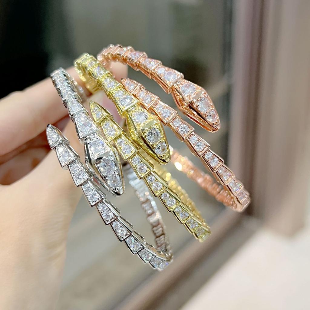 Высокая мода, легкая роскошь, браслет с высоким костным элементом и модным открытием, полностью инкрустированный цирконами в форме кости