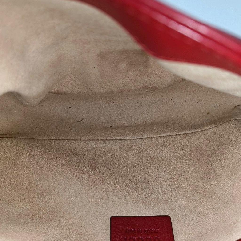 [Pre-Owned] Gucci GG Marmont Small Matelassé Shoulder Bag 'Red' - Good #1U6QK3Y